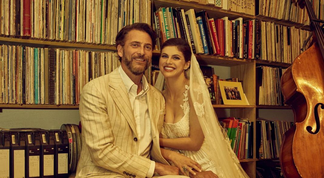 আলেকজান্দ্রা দাদারিও- অ্যান্ড্রু ফর্ম