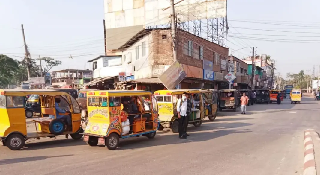 বরিশালের থ্রি-হুইলার