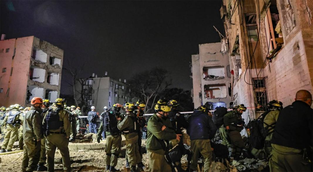 ইসরাইলে মিসাইল হামলা