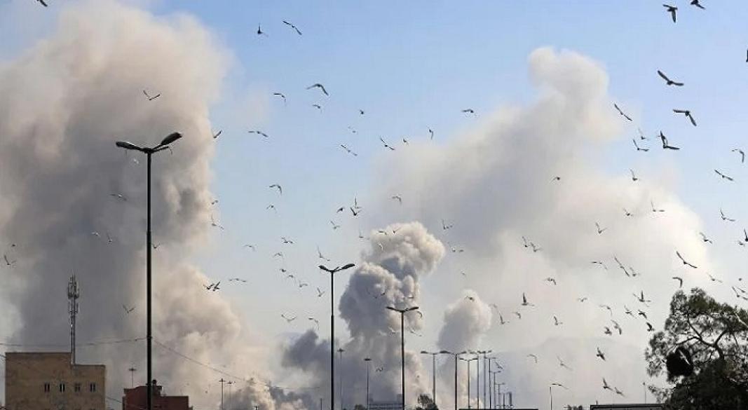 ইসরায়েলি ভূখণ্ড লক্ষ্য করে ইরান থেকে ঝাঁকে ঝাঁকে ব্যালেস্টিক ক্ষেপণাস্ত্র