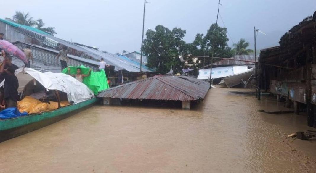 উলুছড়ি গ্রামের বাজার ও বেশকিছু বাড়ি বন্যার পানিতে ডুবে যায়